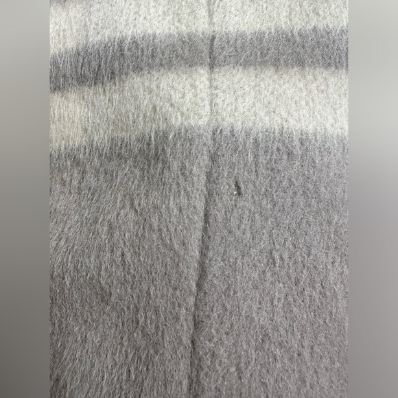 Marc Jacobs Beige/Grey Size Small Oversized Coat - Picture 13 of 13